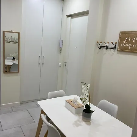 Quiet And Bright In The Heart Of Appartement Nice